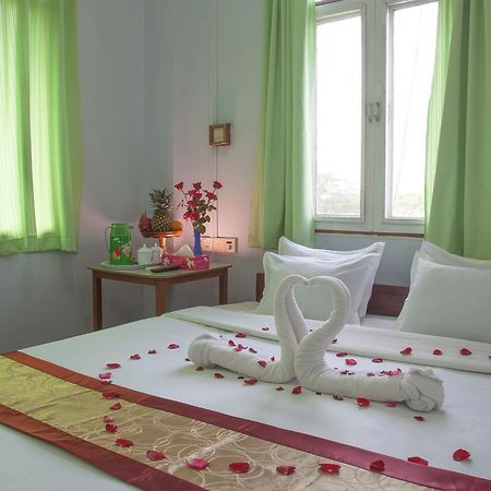 Mother Land Inn 2 Γιανγκόν Εξωτερικό φωτογραφία