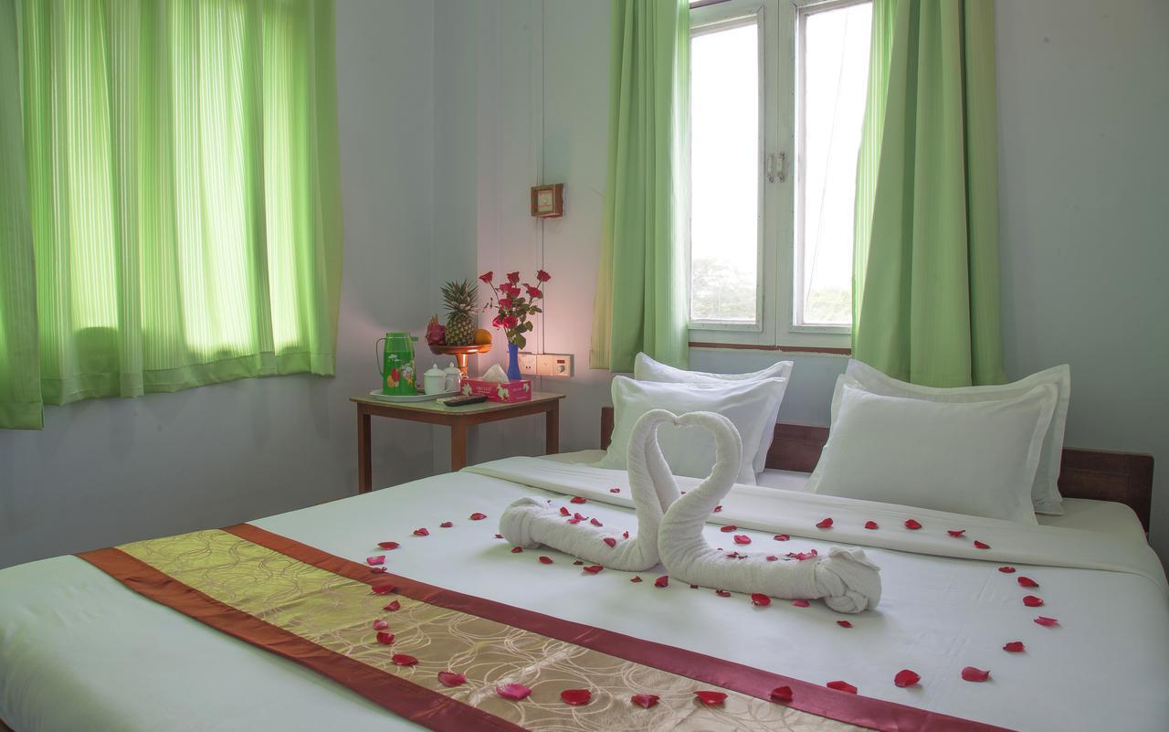 Mother Land Inn 2 Γιανγκόν Εξωτερικό φωτογραφία