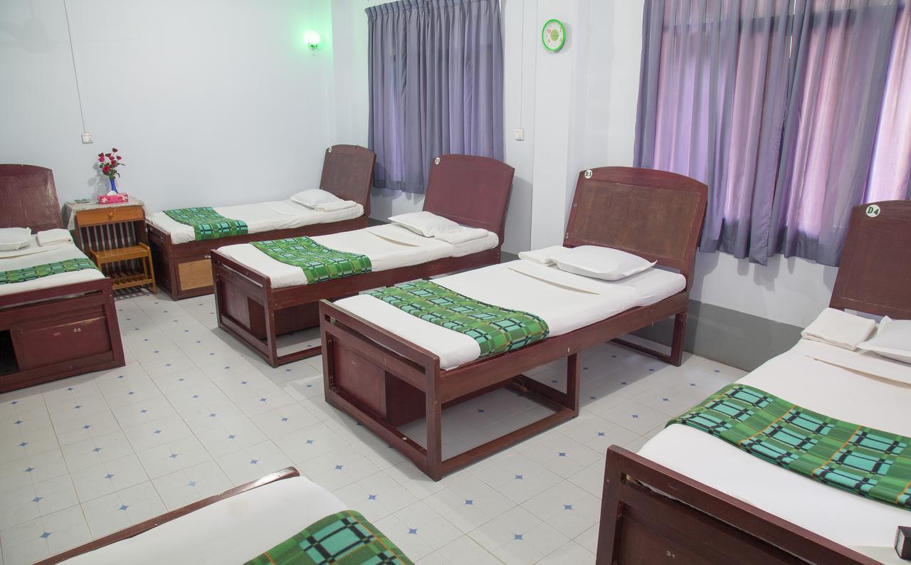 Mother Land Inn 2 Γιανγκόν Εξωτερικό φωτογραφία