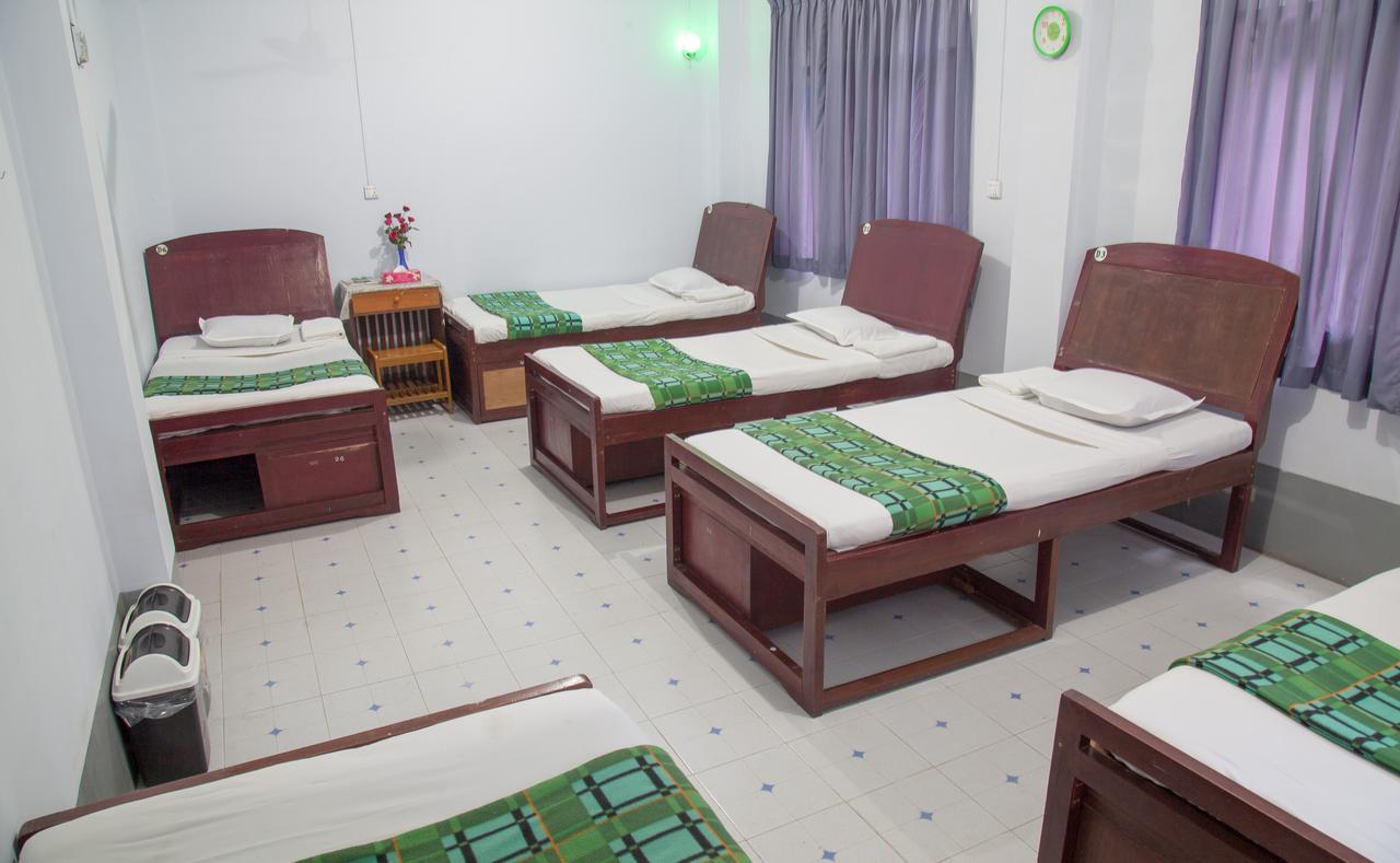 Mother Land Inn 2 Γιανγκόν Εξωτερικό φωτογραφία